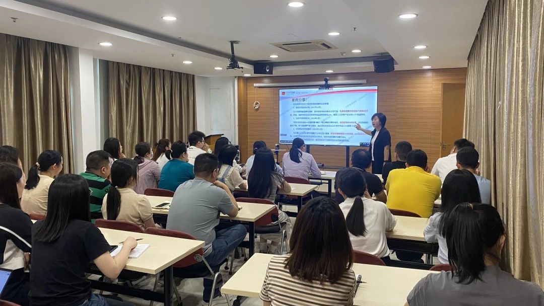 公司文化體系專項(xiàng)培訓(xùn)順利開展